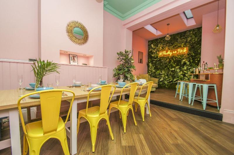 Brighton Lanes Townhouse Central by Brighton Holi image