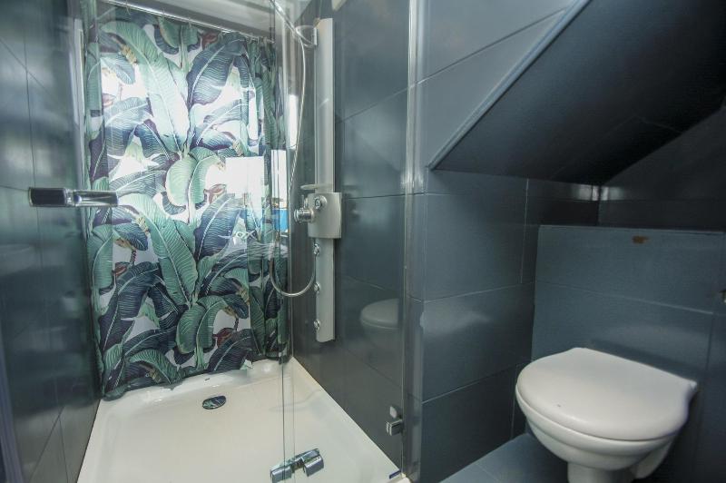 Brighton Lanes Townhouse Central by Brighton Holi image