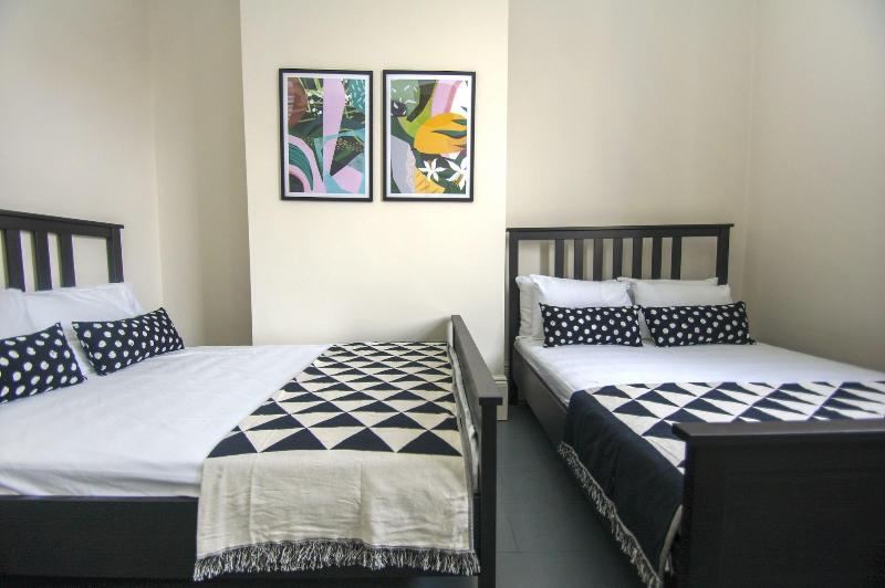 Brighton Lanes Townhouse Central by Brighton Holi image