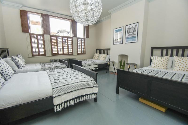 Brighton Lanes Townhouse Central by Brighton Holi image