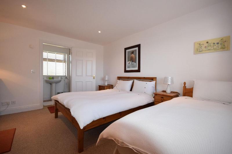Inishclare Cottages image