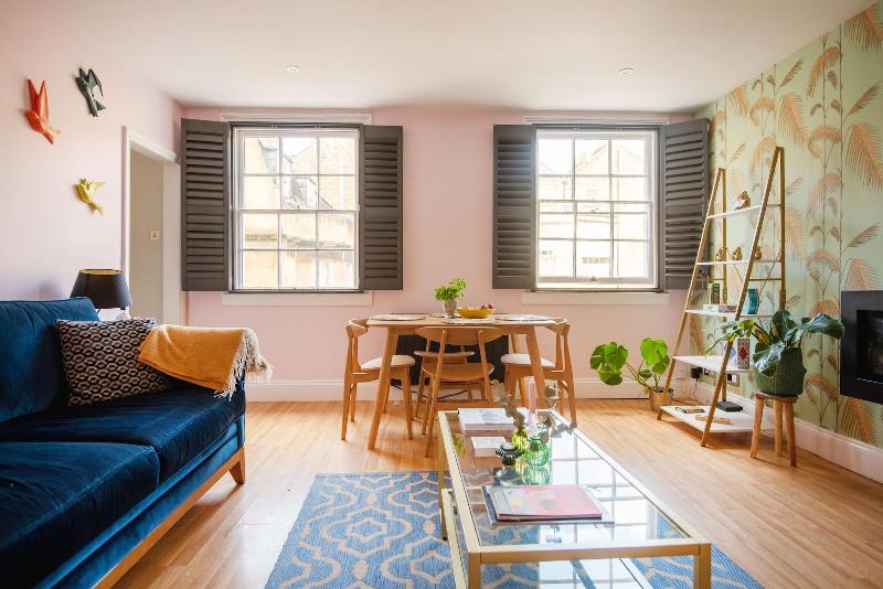 Dream Stays Bath - Haringtons Place image
