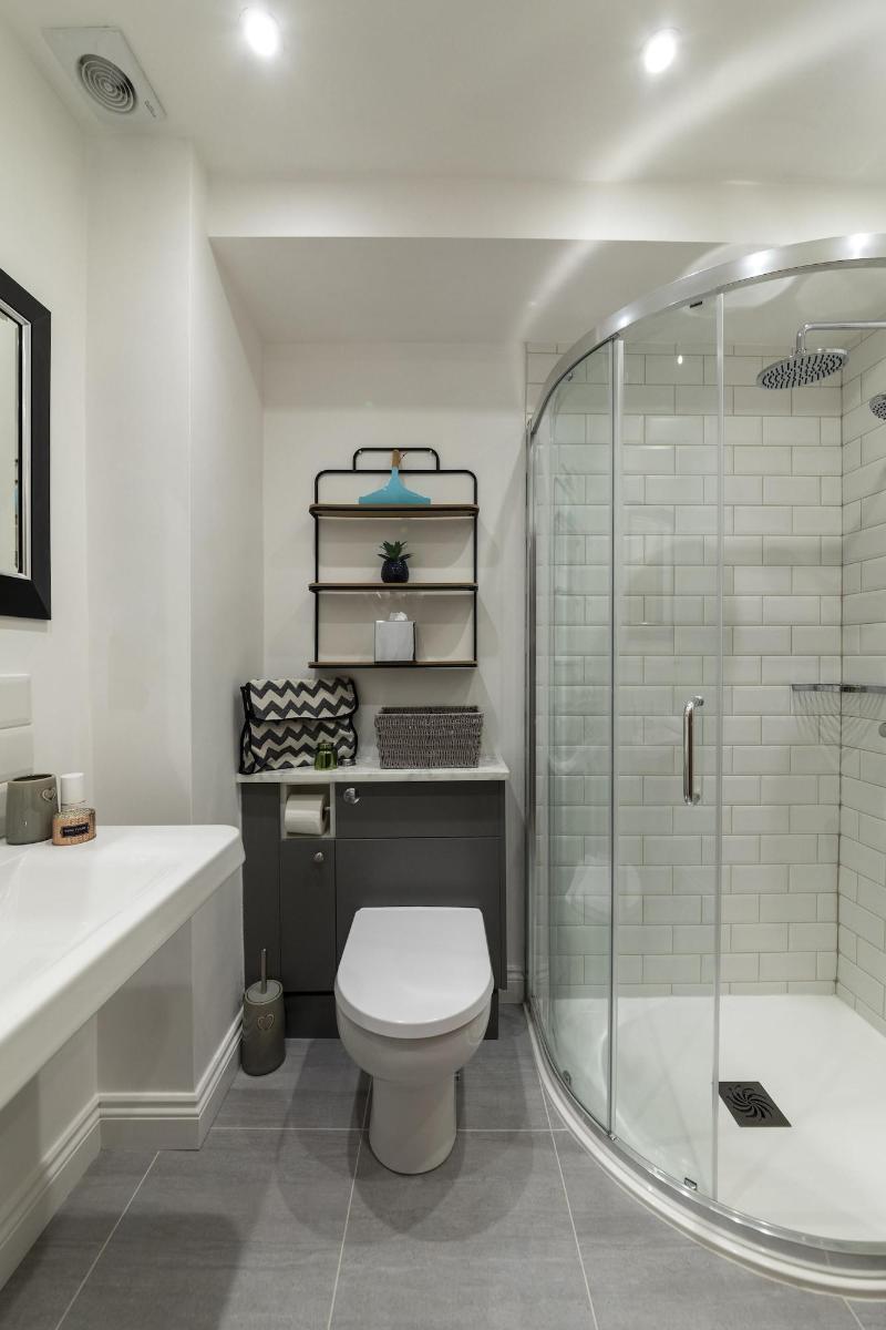 Dream Stays Bath - Haringtons Place image