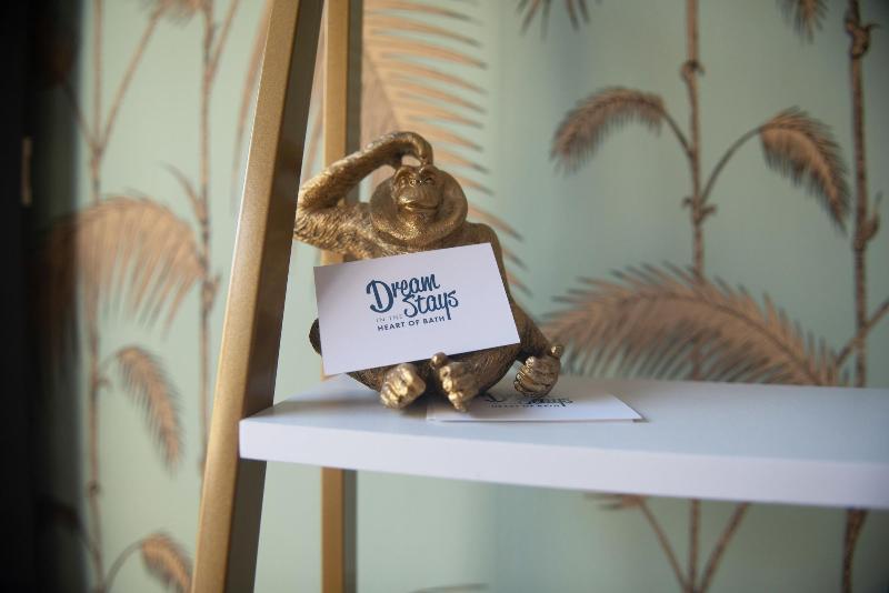 Dream Stays Bath - Haringtons Place image