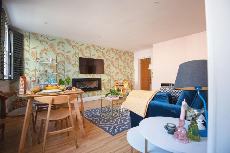 Dream Stays Bath - Haringtons Place image