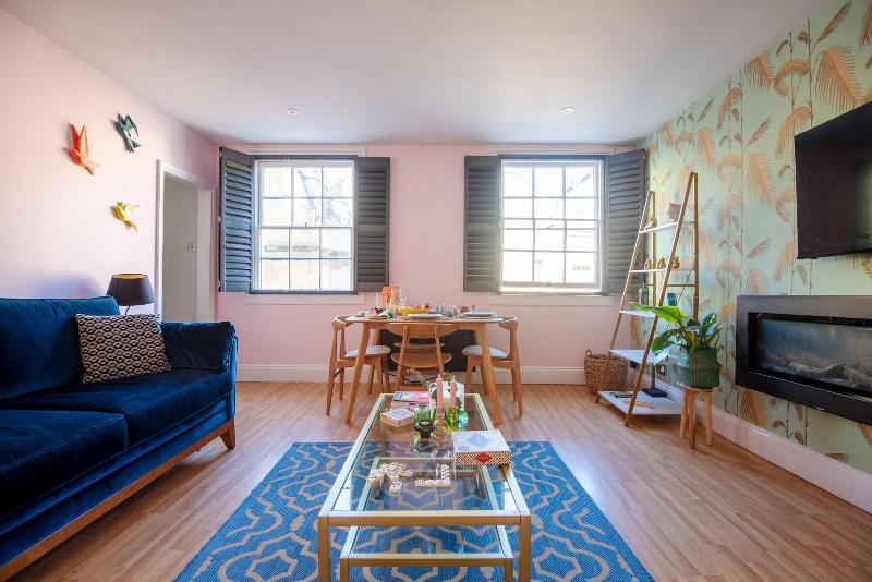 Dream Stays Bath - Haringtons Place image