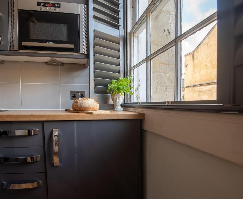 Dream Stays Bath - Haringtons Place image