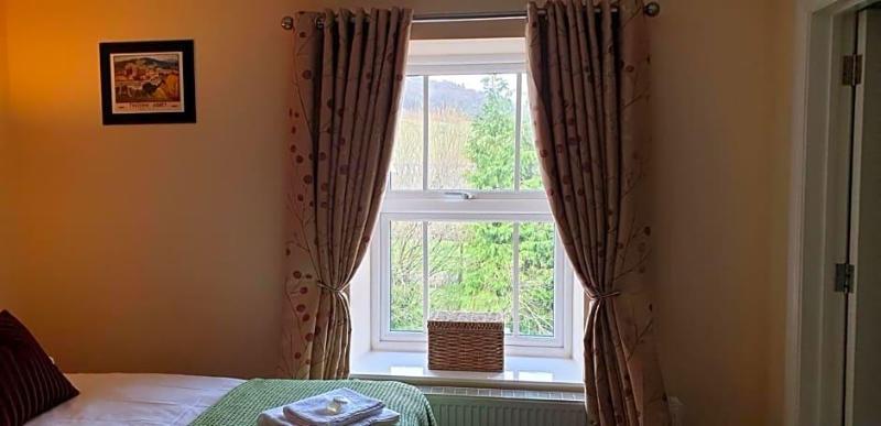 Usk And Railway Inn image