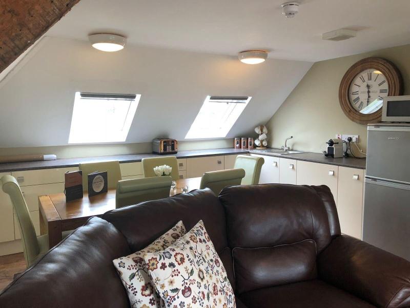 Usk And Railway Inn image