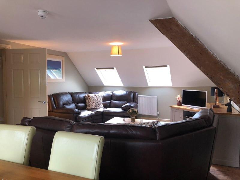 Usk And Railway Inn image
