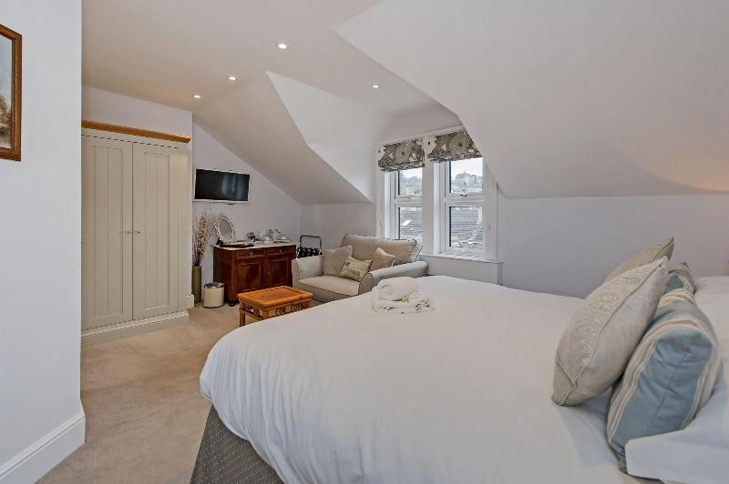 Apple Tree Guest House image