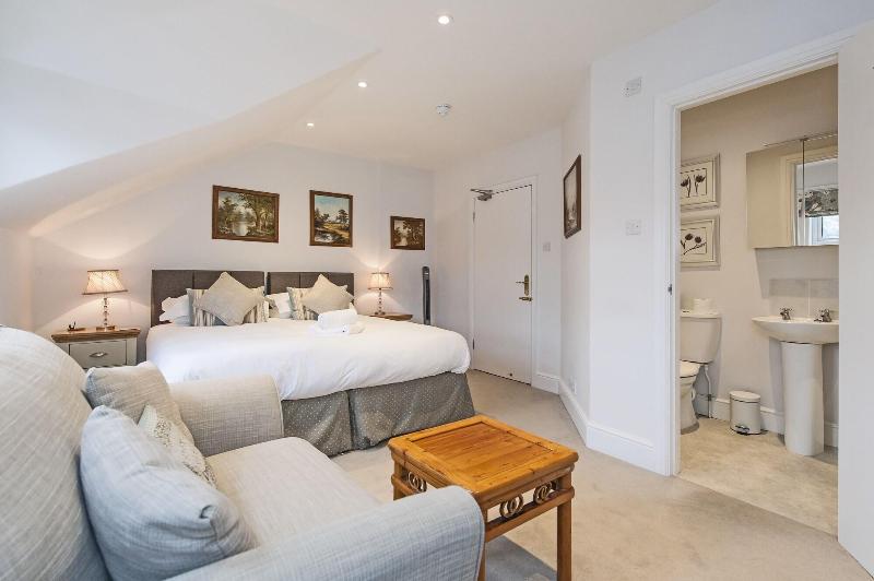 Apple Tree Guest House image