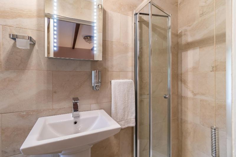 Stilworth House image