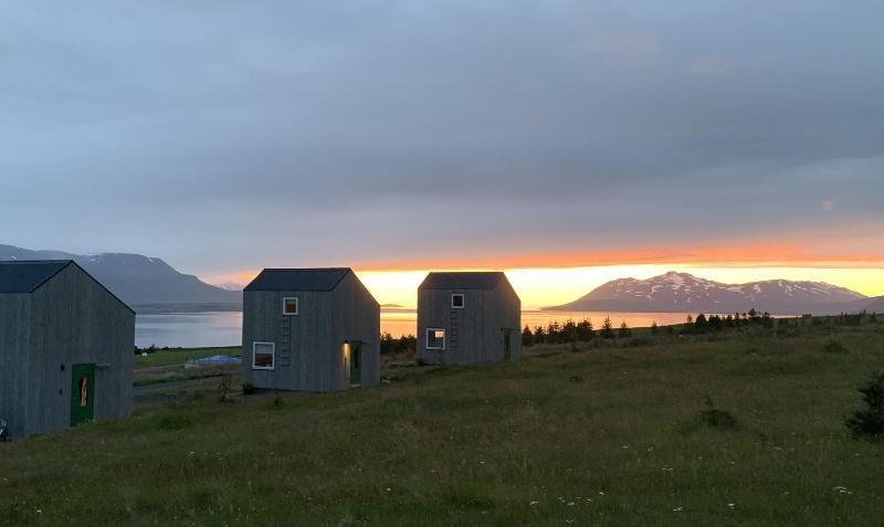 Sunnuhlid houses image