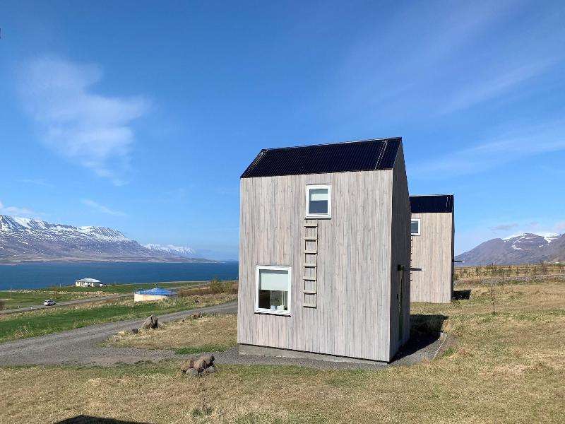 Sunnuhlid houses image
