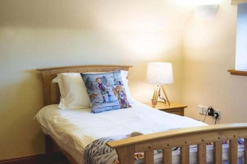 Clovenstone Lodges image