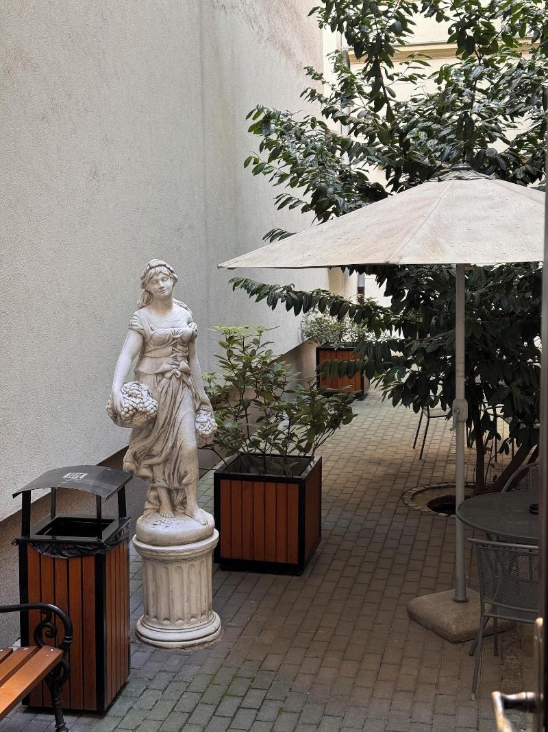 Gracia Apartment House image