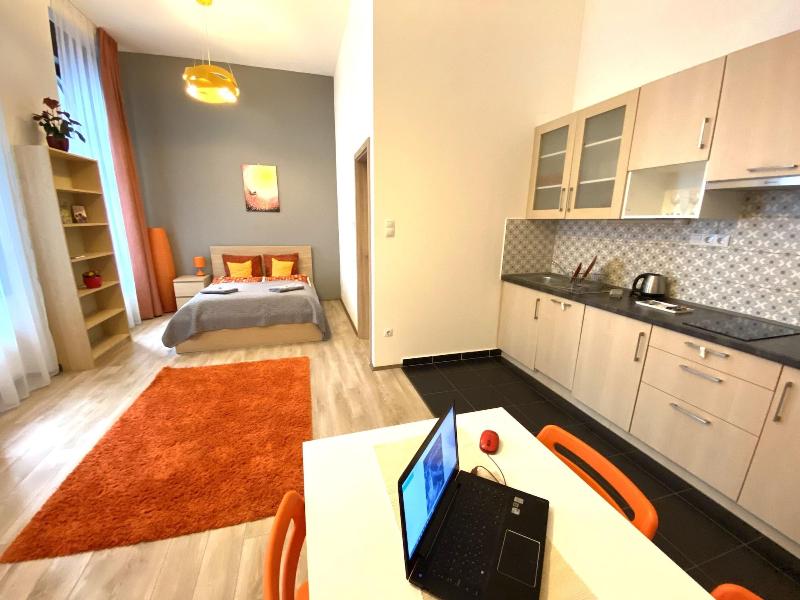 Gracia Apartment House image