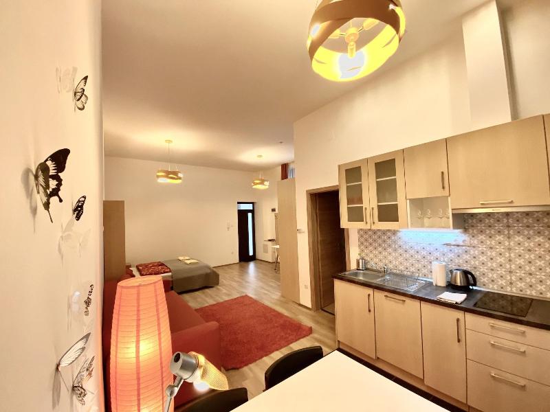 Gracia Apartment House image