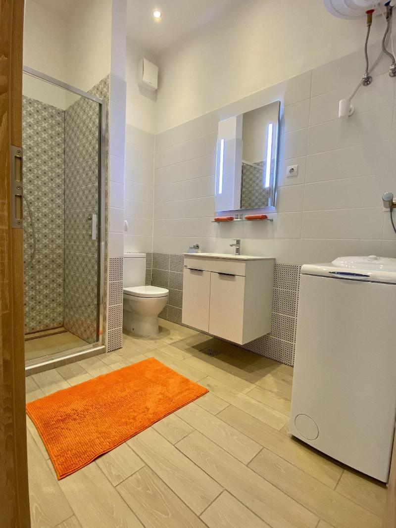 Gracia Apartment House image