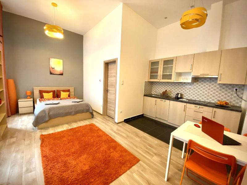 Gracia Apartment House image