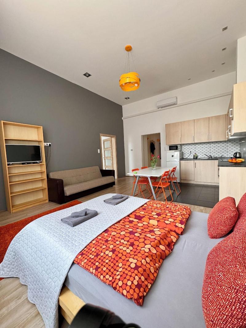 Gracia Apartment House image