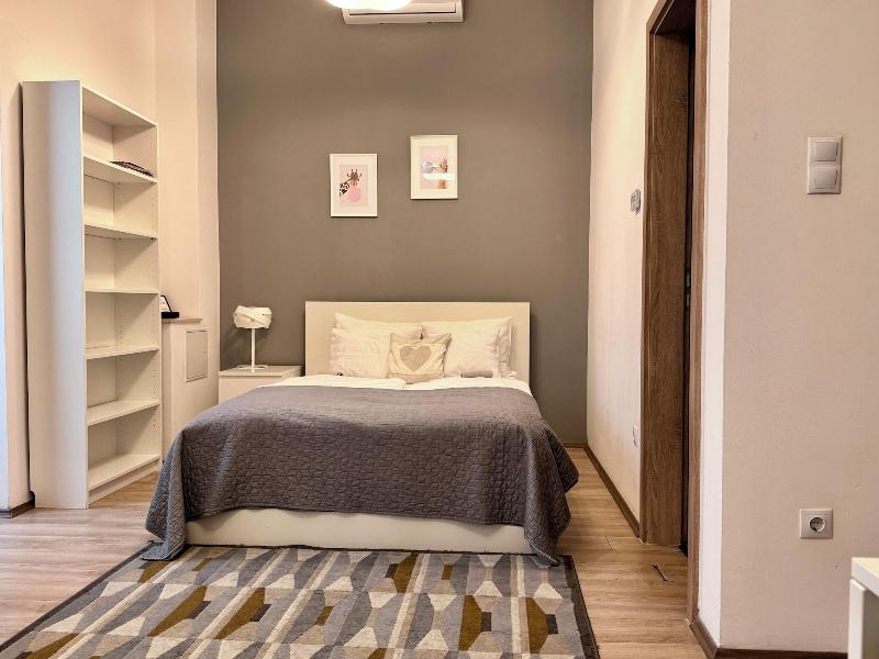Gracia Apartment House image