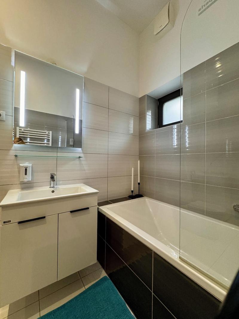 Gracia Apartment House image