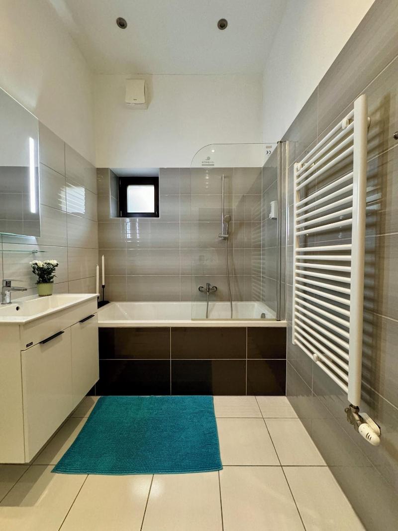 Gracia Apartment House image