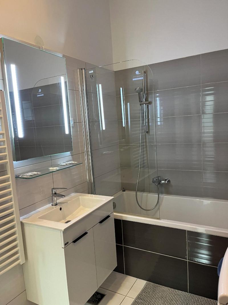 Gracia Apartment House image
