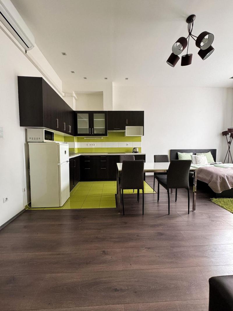 Gracia Apartment House image