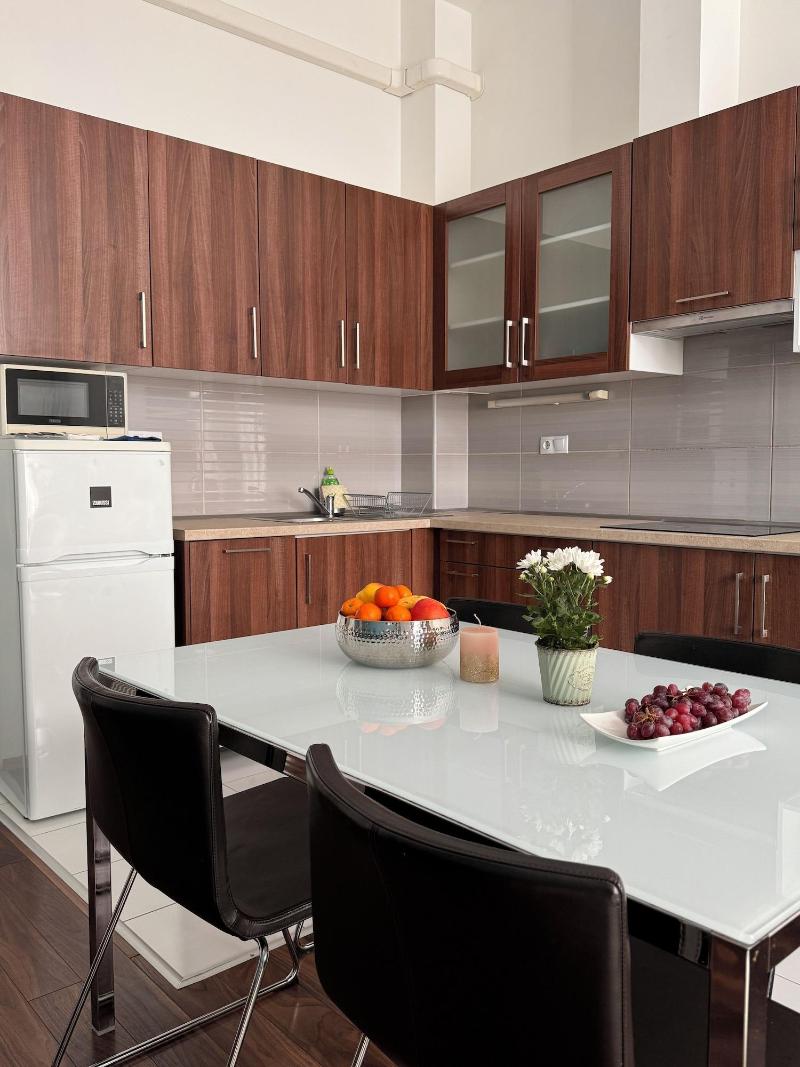 Gracia Apartment House image