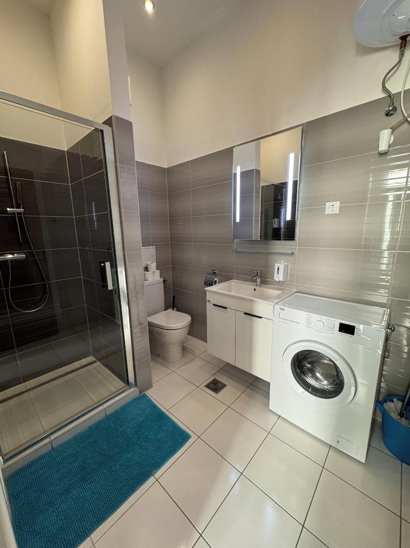Gracia Apartment House image
