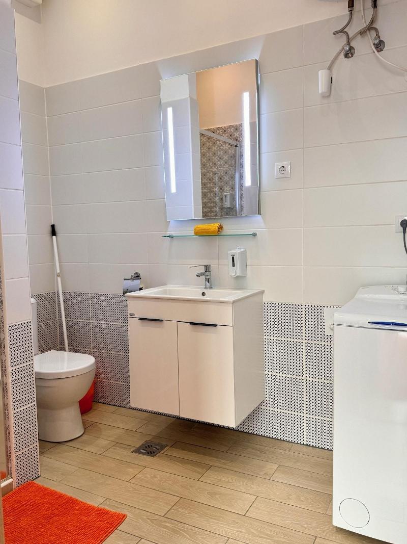 Gracia Apartment House image