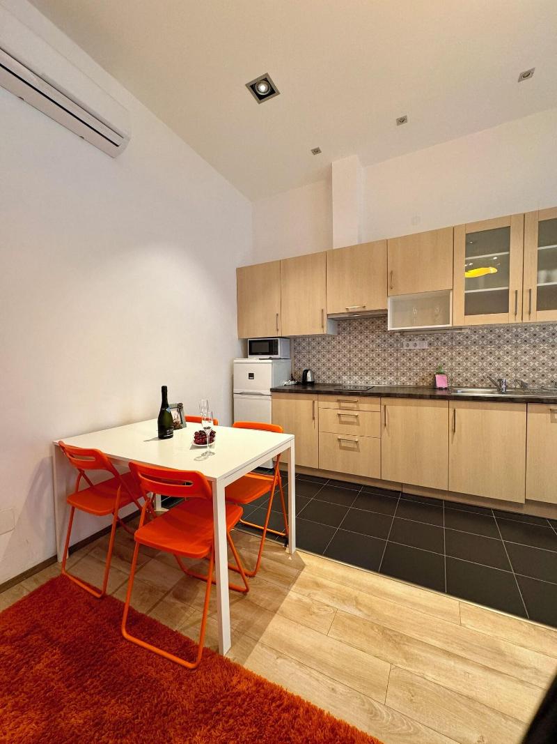 Gracia Apartment House image