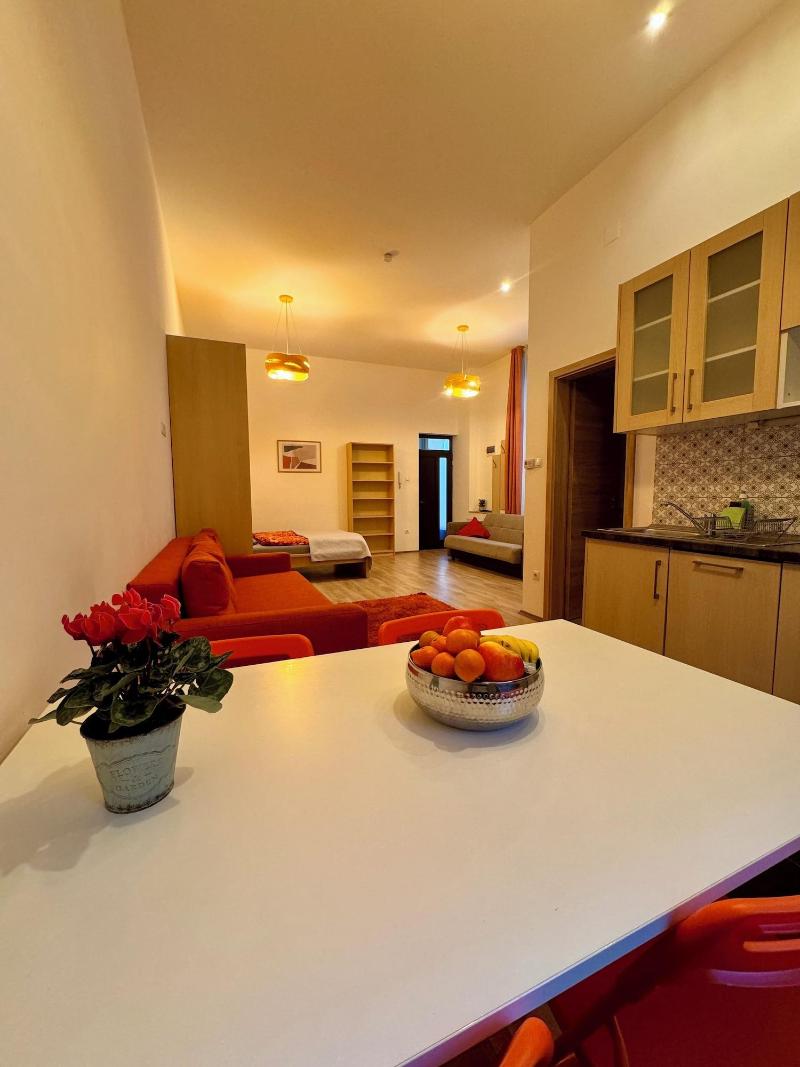 Gracia Apartment House image