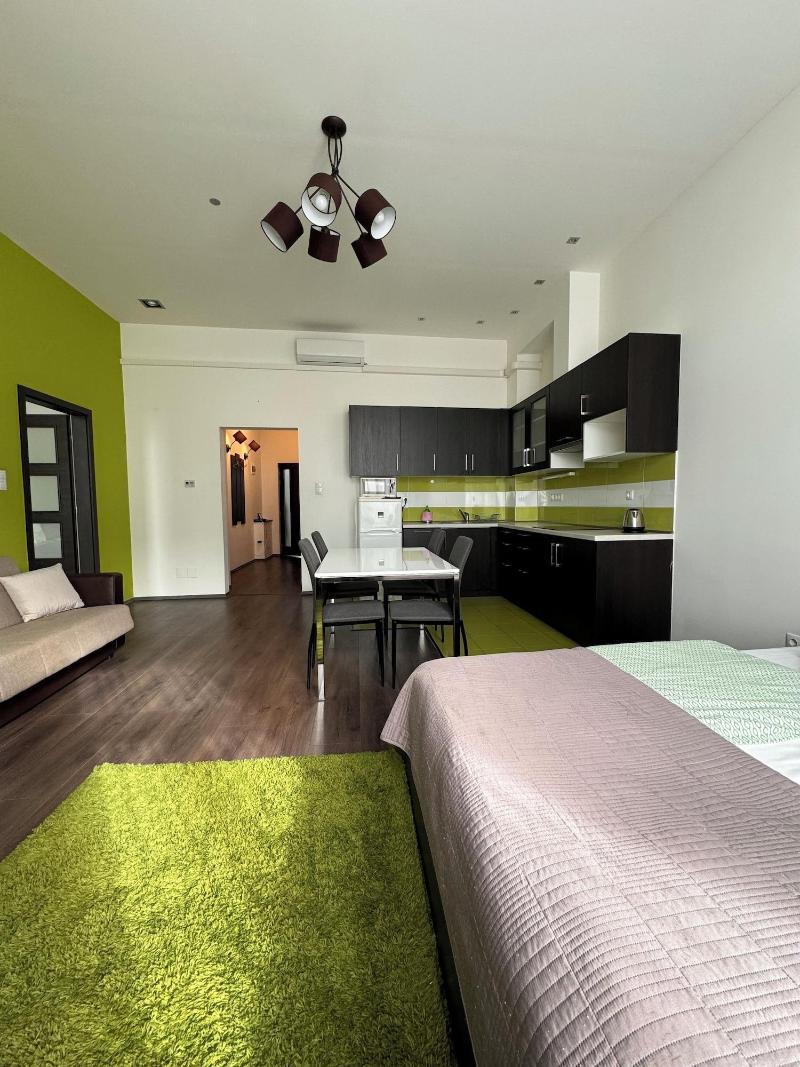 Gracia Apartment House image