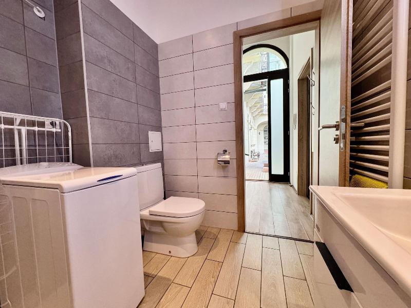 Gracia Apartment House image