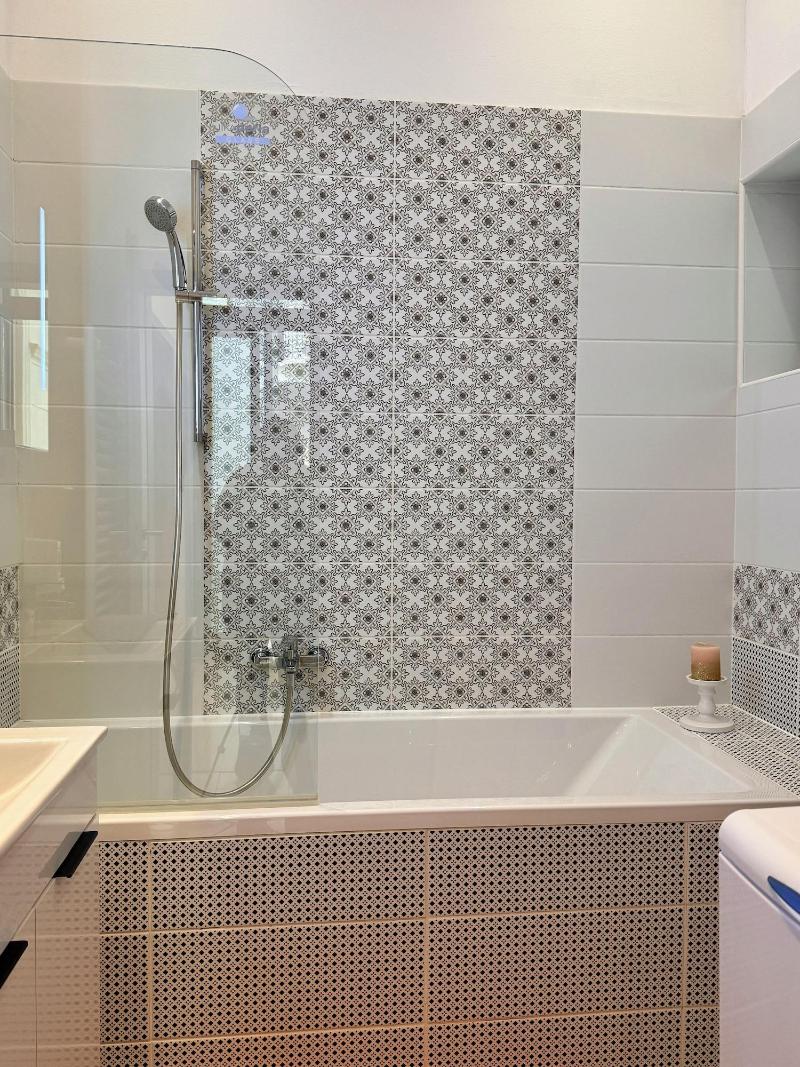 Gracia Apartment House image