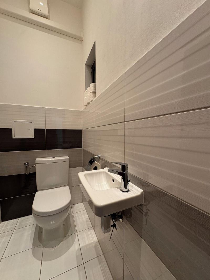 Gracia Apartment House image