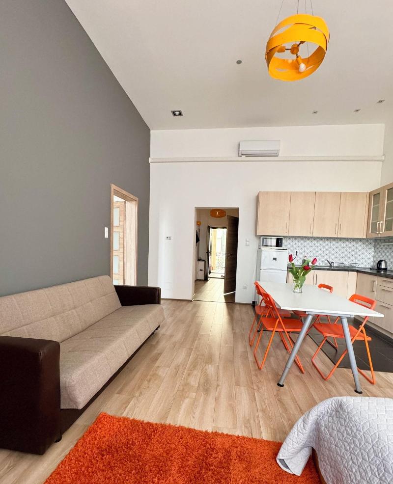 Gracia Apartment House image