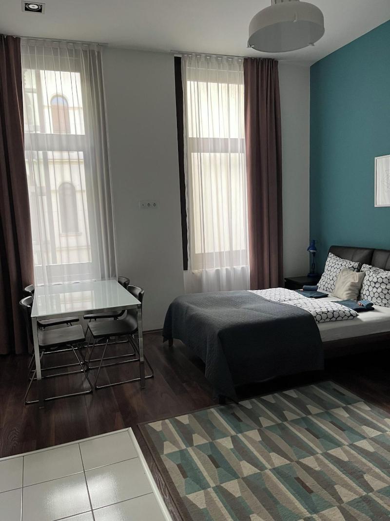 Gracia Apartment House image