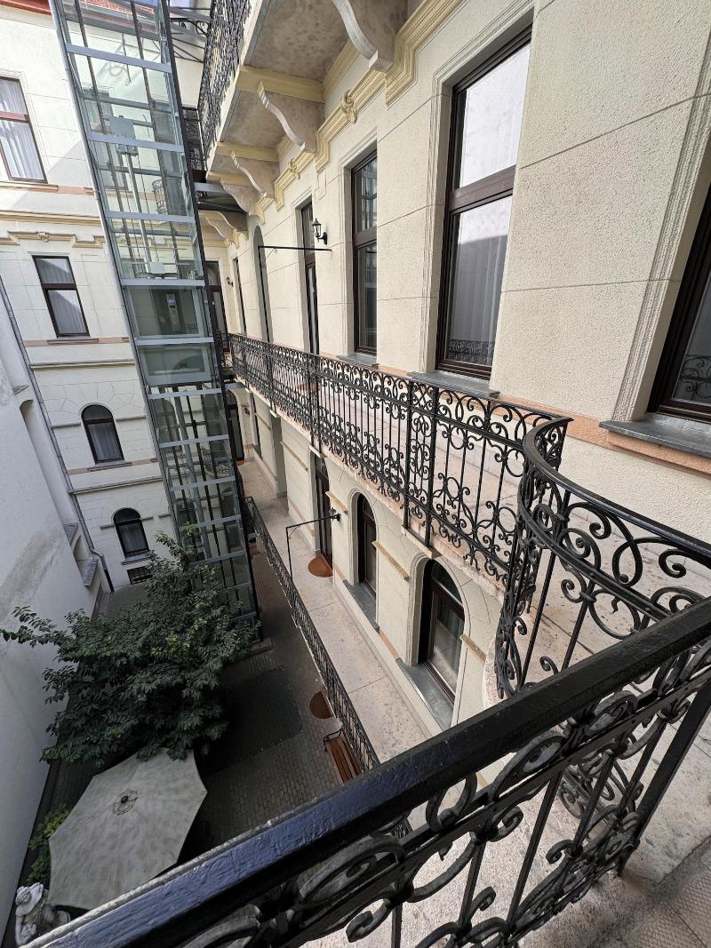 Gracia Apartment House image