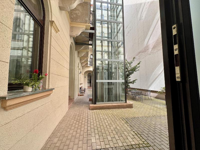 Gracia Apartment House image