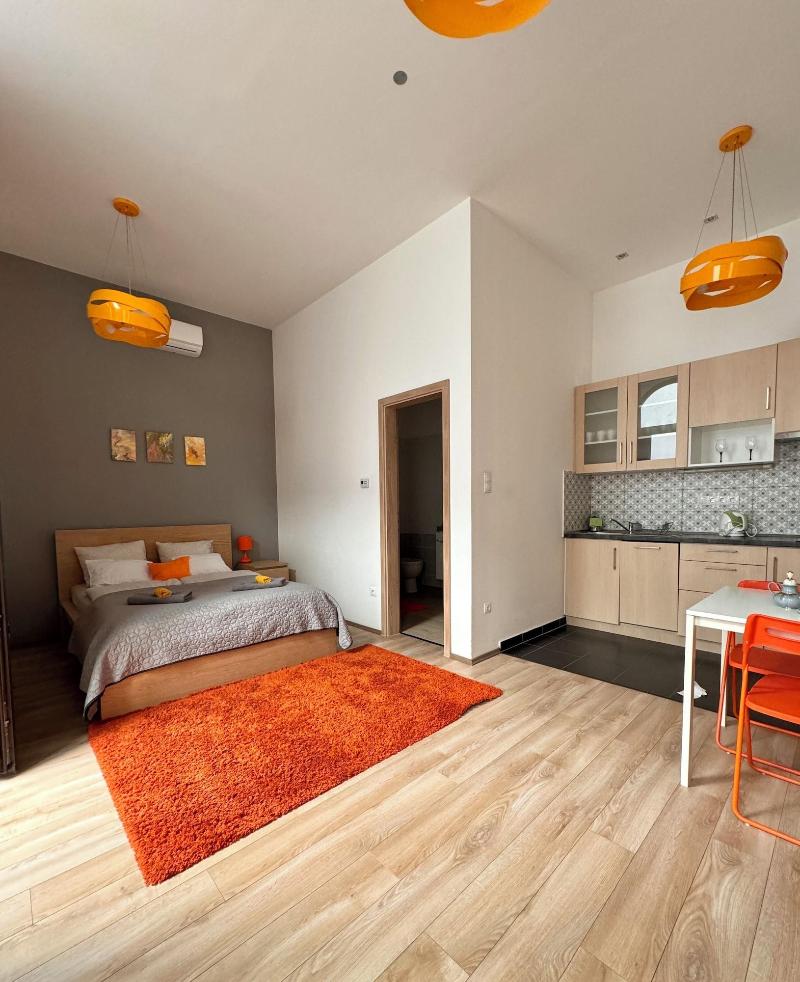 Gracia Apartment House image