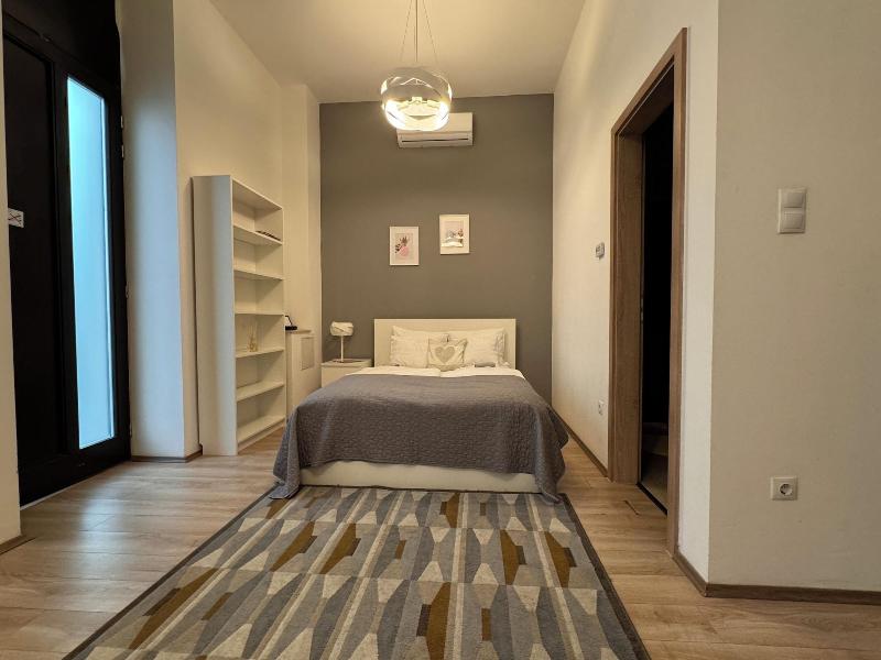 Gracia Apartment House image