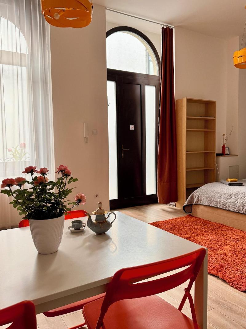Gracia Apartment House image
