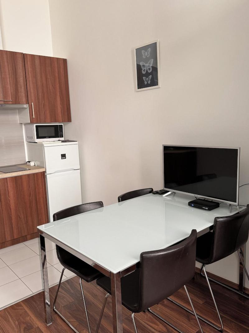Gracia Apartment House image