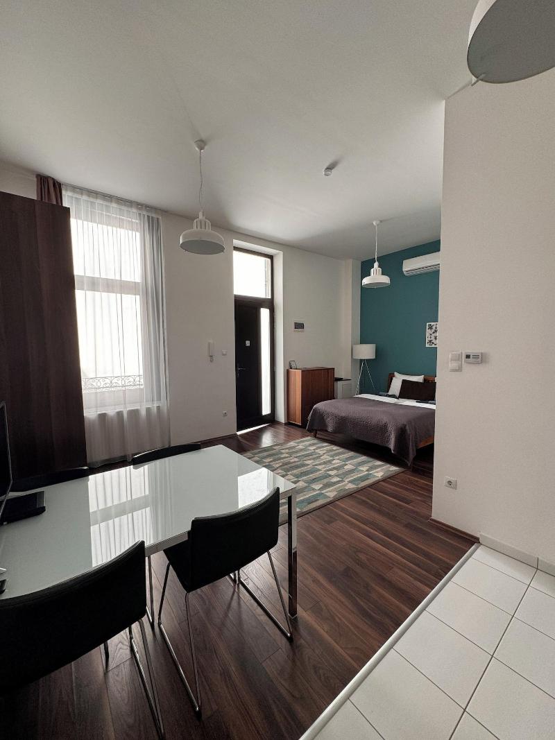 Gracia Apartment House image