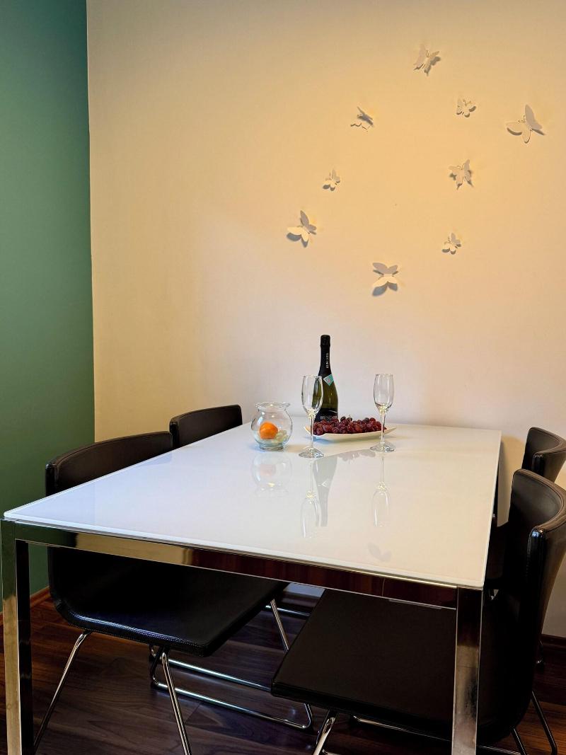 Gracia Apartment House image
